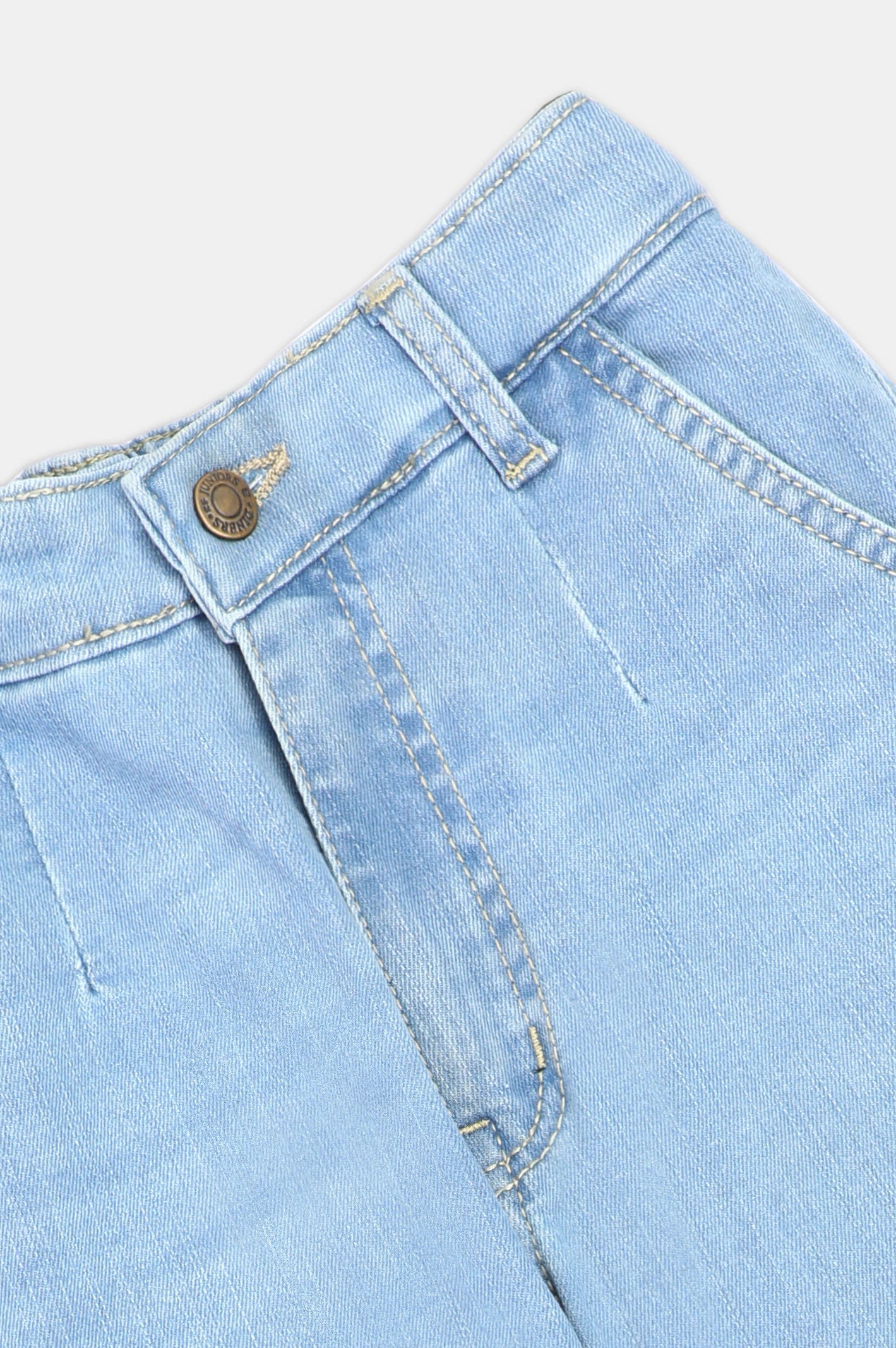 Jean en denim bleu clair